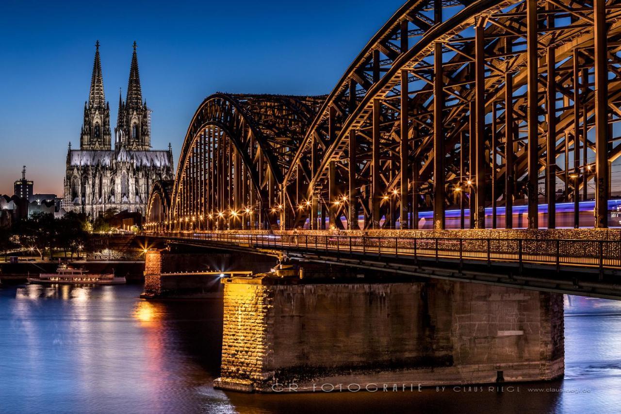 Hotel Am Museum Koeln Kültér fotó